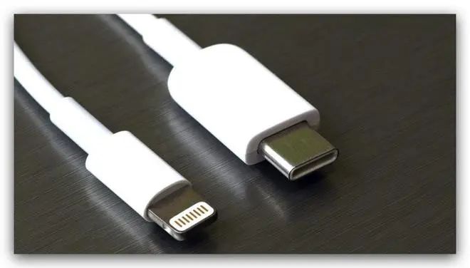 库克刀法精准：iPhone15 Pro版USB-C接口，快40倍