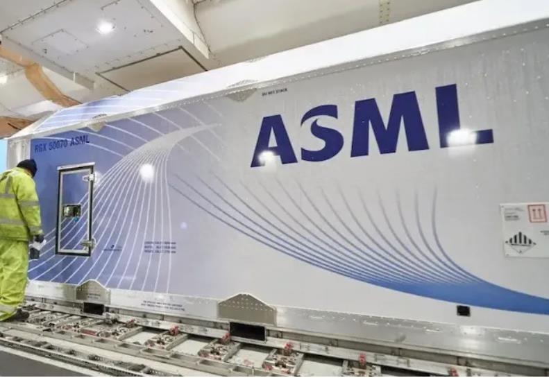 9月1日起，浸润式光刻机受限？ASML：今年内中国客户随便买