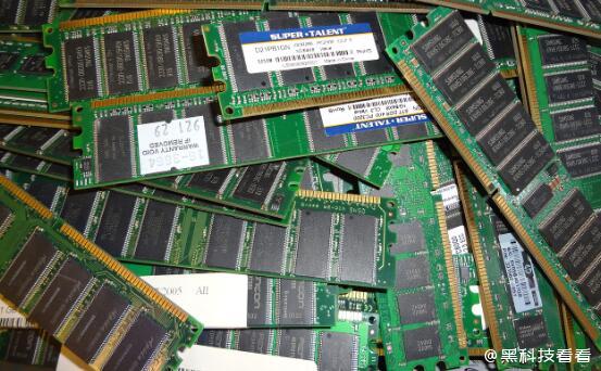 PCIe 5.0固态硬盘产品不少却卖不动，价格高是事实，但性能残血才是主因